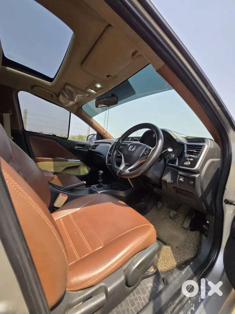 Honda City 2015 Cng & Hybrids Good Condition