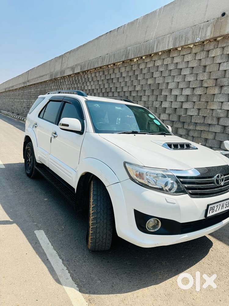 Toyota Fortuner 2.8 2wd Mt, 2015, Diesel
