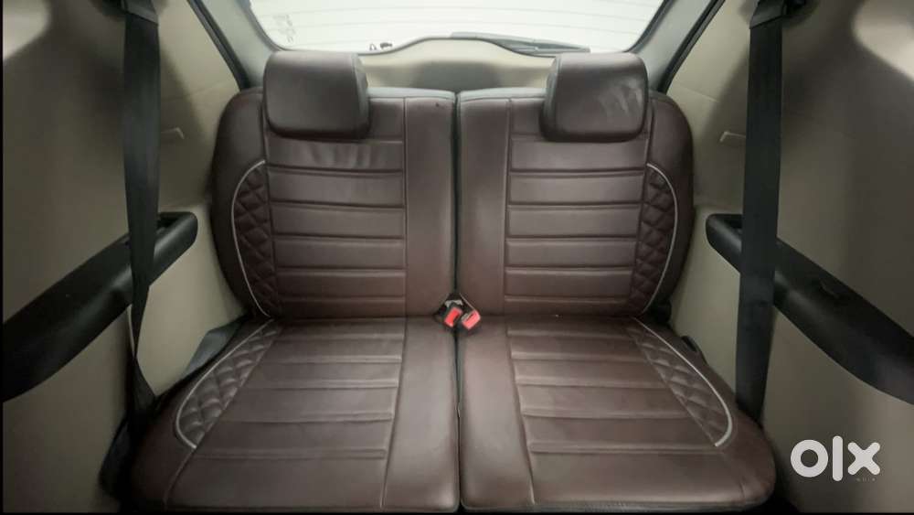 Renault Triber Rxz, 2023, Petrol