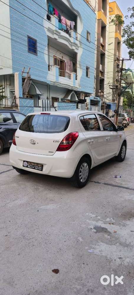 Hyundai I20 Petrol Cvt Magna Executive, 2012, Petrol