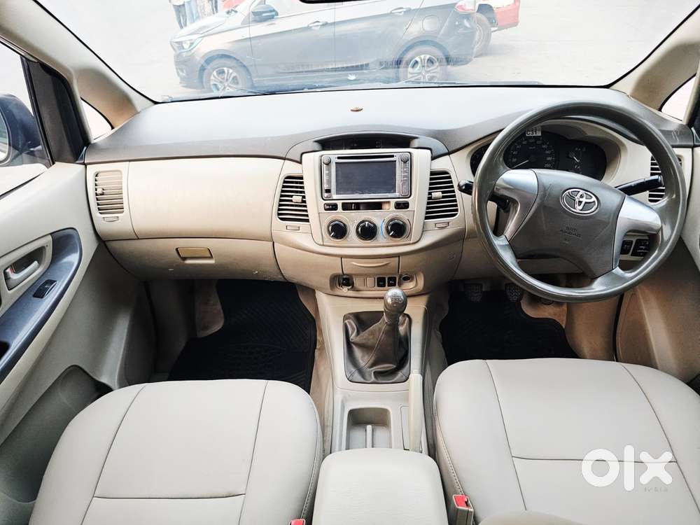 Toyota Innova 2.5 Gx 7 Str Bs-iii, 2014, Diesel