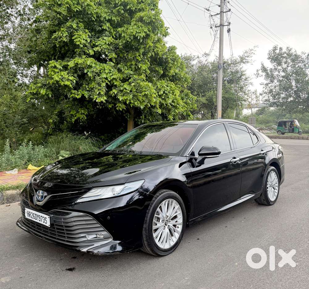 Toyota Camry Hybrid, 2019, Petrol
