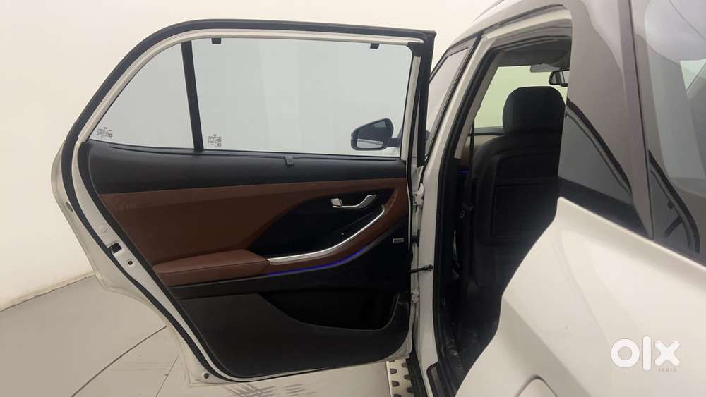 Hyundai Alcazar Signature (o) 6 Str 1.5 Petrol Dct, 2023, Petrol