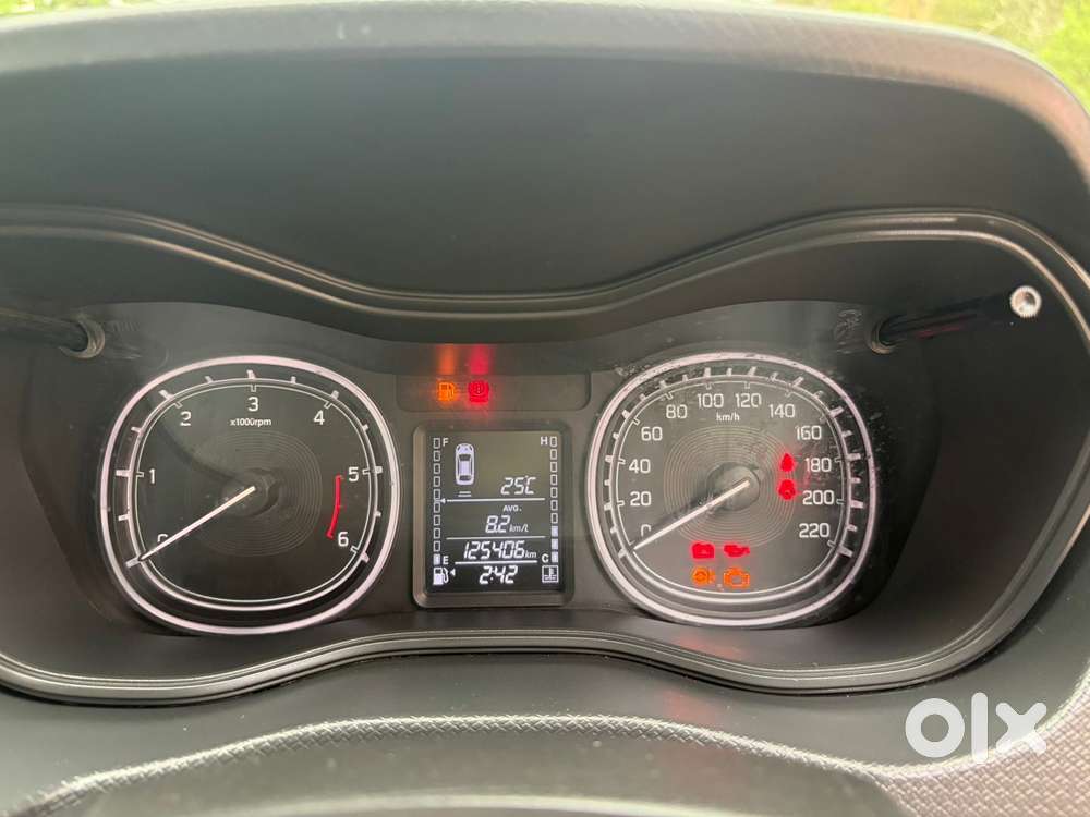 Maruti Suzuki Vitara Brezza Zdi, 2018, Diesel
