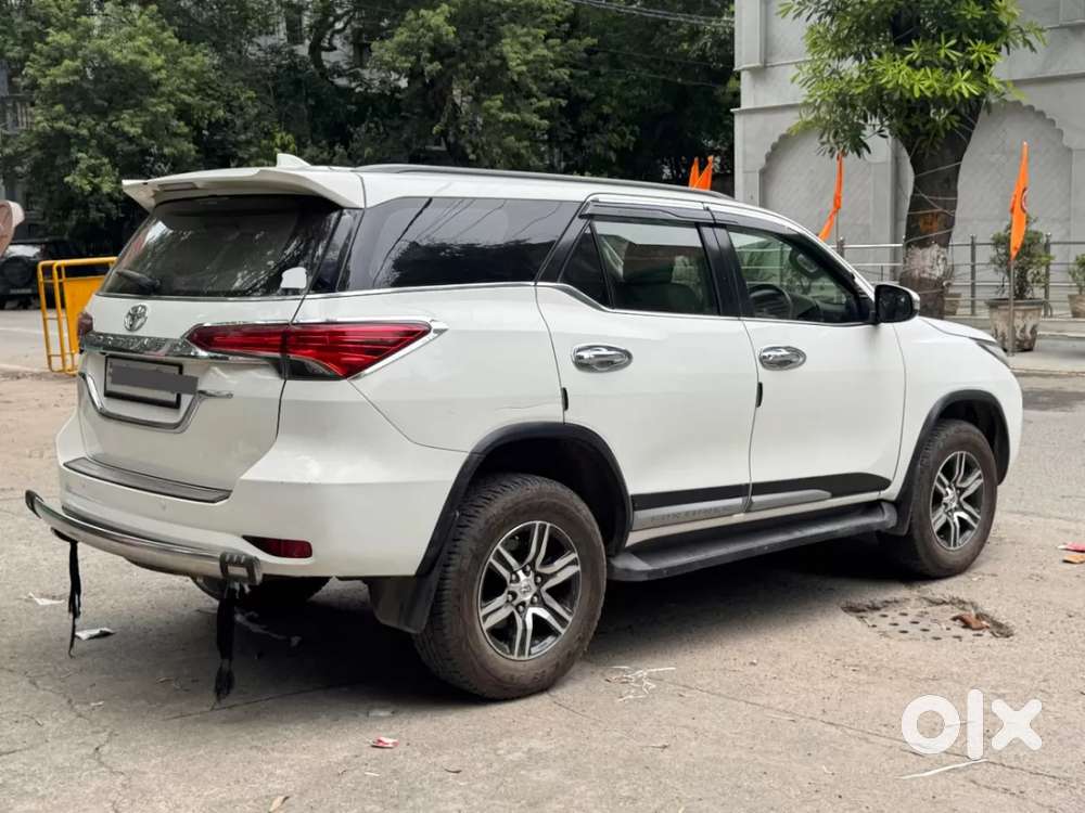 Toyota Fortuner 4x2 At 2.8 Diesel, 2019, Diesel