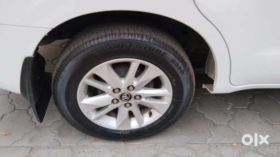 Toyota Innova Crysta 2.4 G Mt 8s, 2016, Diesel