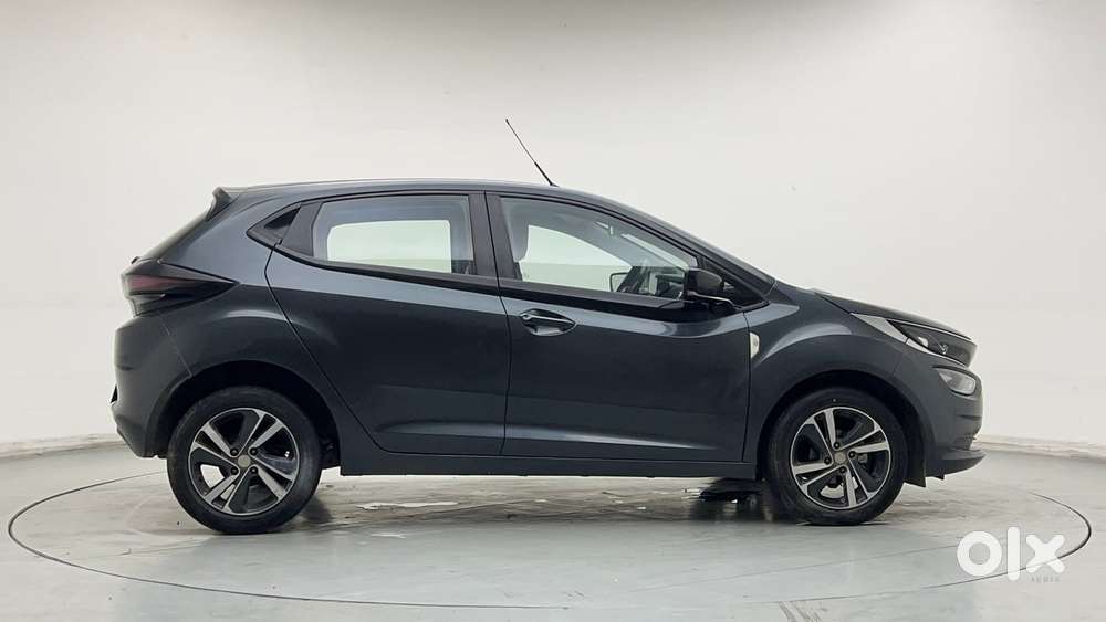 Tata Altroz Xz, 2020, Petrol