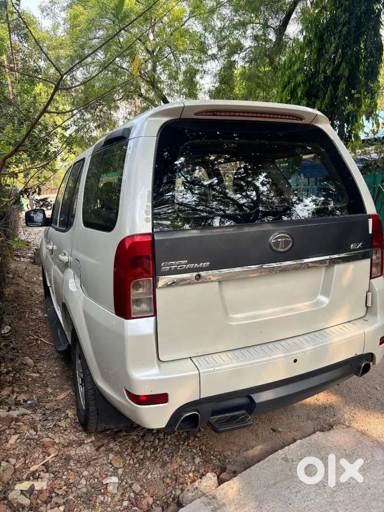 Tata Safari Storme 2014 Diesel 81000 Km Driven