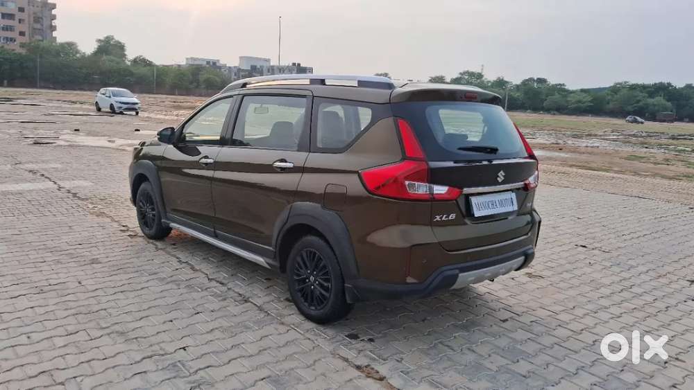 Maruti Suzuki Xl6 1.5 Alpha At, 2019, Petrol