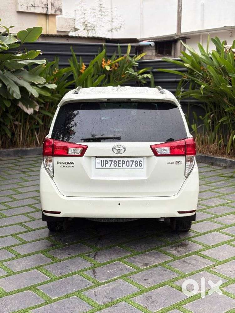 Toyota Innova Crysta 2.8 Z, 2016, Diesel