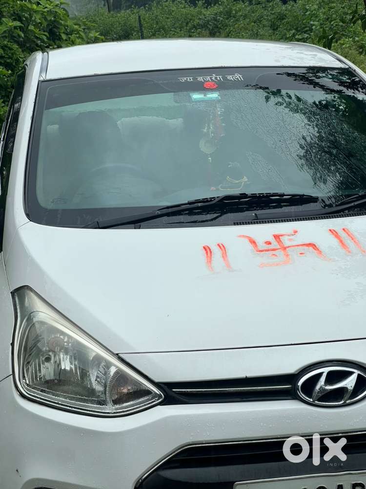 Hyundai Xcent Petrol 2016