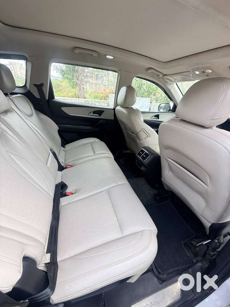 Mahindra Xuv700 2024 Diesel 22000 Km Driven