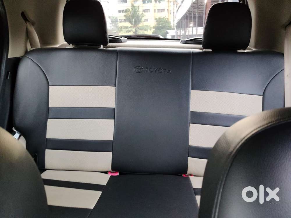 Toyota Etios Liva V Limited, 2016, Petrol