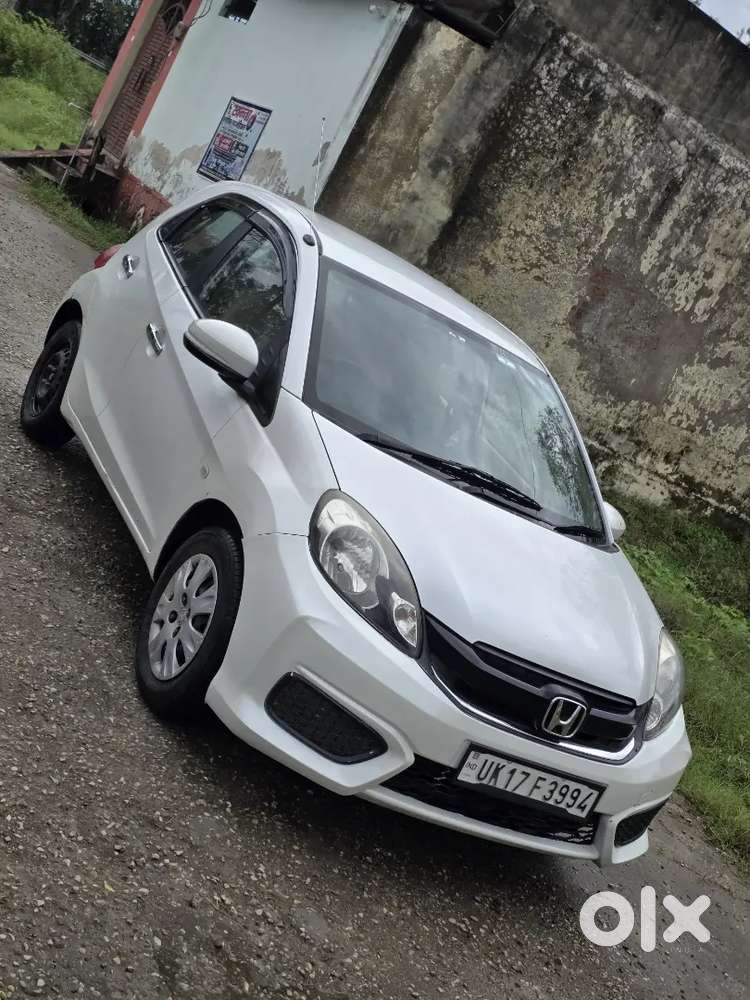 Honda Brio Smt
1st Owner 
Central Locking