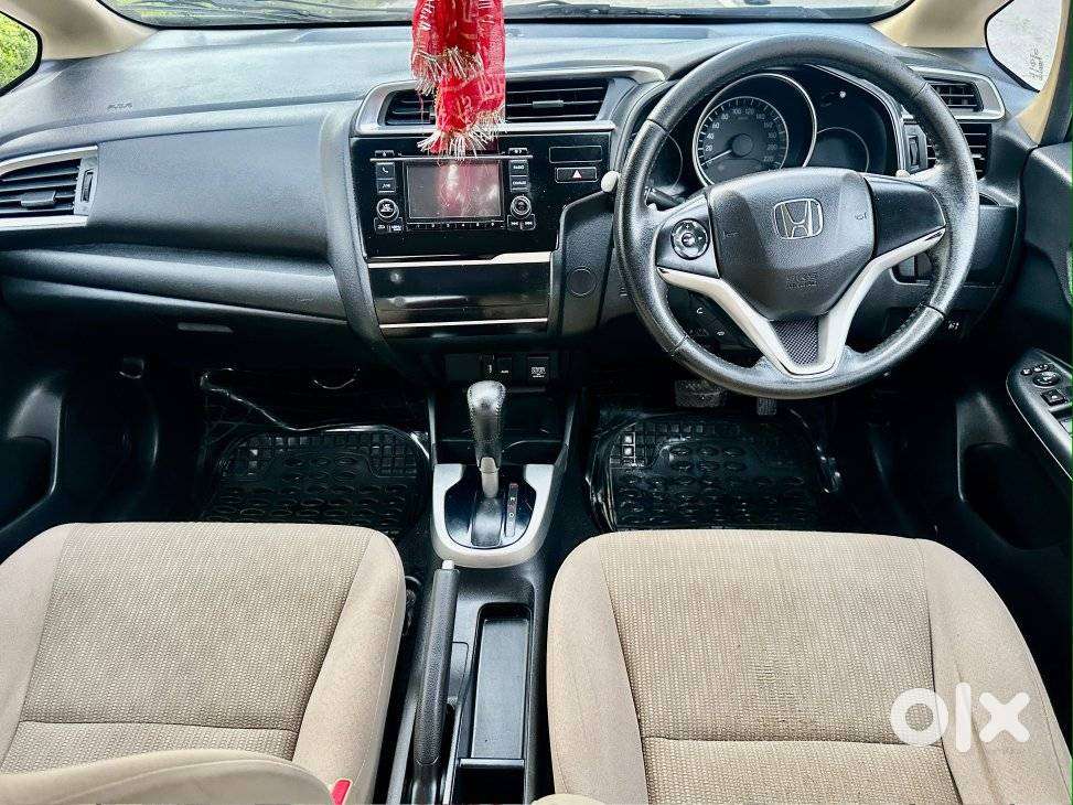 Honda Jazz V Automatic, 2018, Petrol