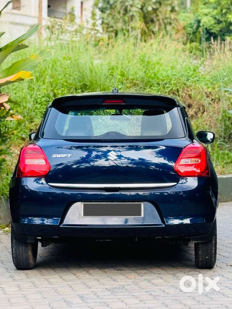 Maruti Suzuki Swift Vxi + Manual, 2019, Petrol