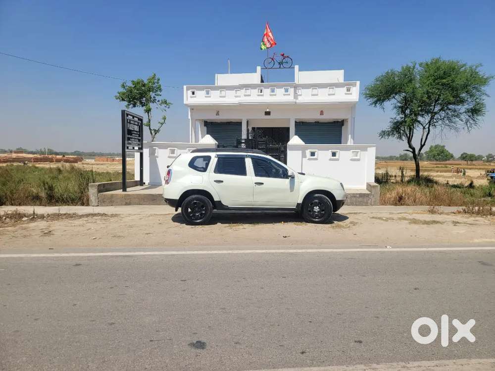 Renault Duster 2014 Diesel 90000 Km Driven