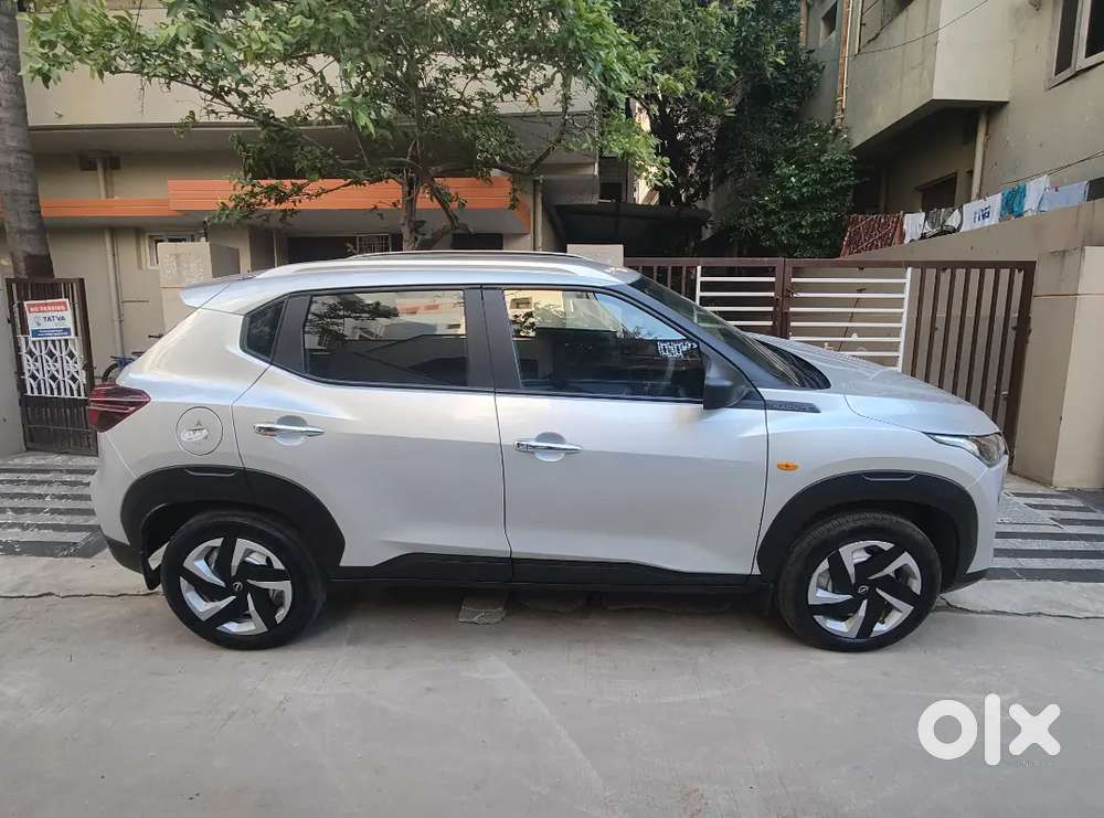 Nissan Magnite  Visia Ez-shift 2025