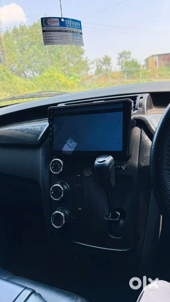 Mahindra Kuv 100 2017 Manual Petrol