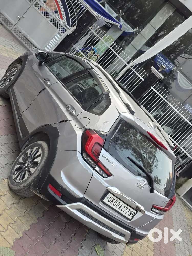 Honda Wr V 
Bs 6
Diesel
Full Insurance
Push Button Start Sunroof