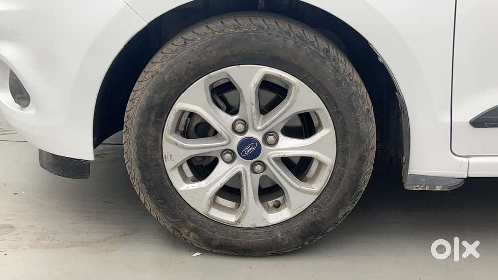 Ford Figo Aspire Titanium, 2017, Petrol