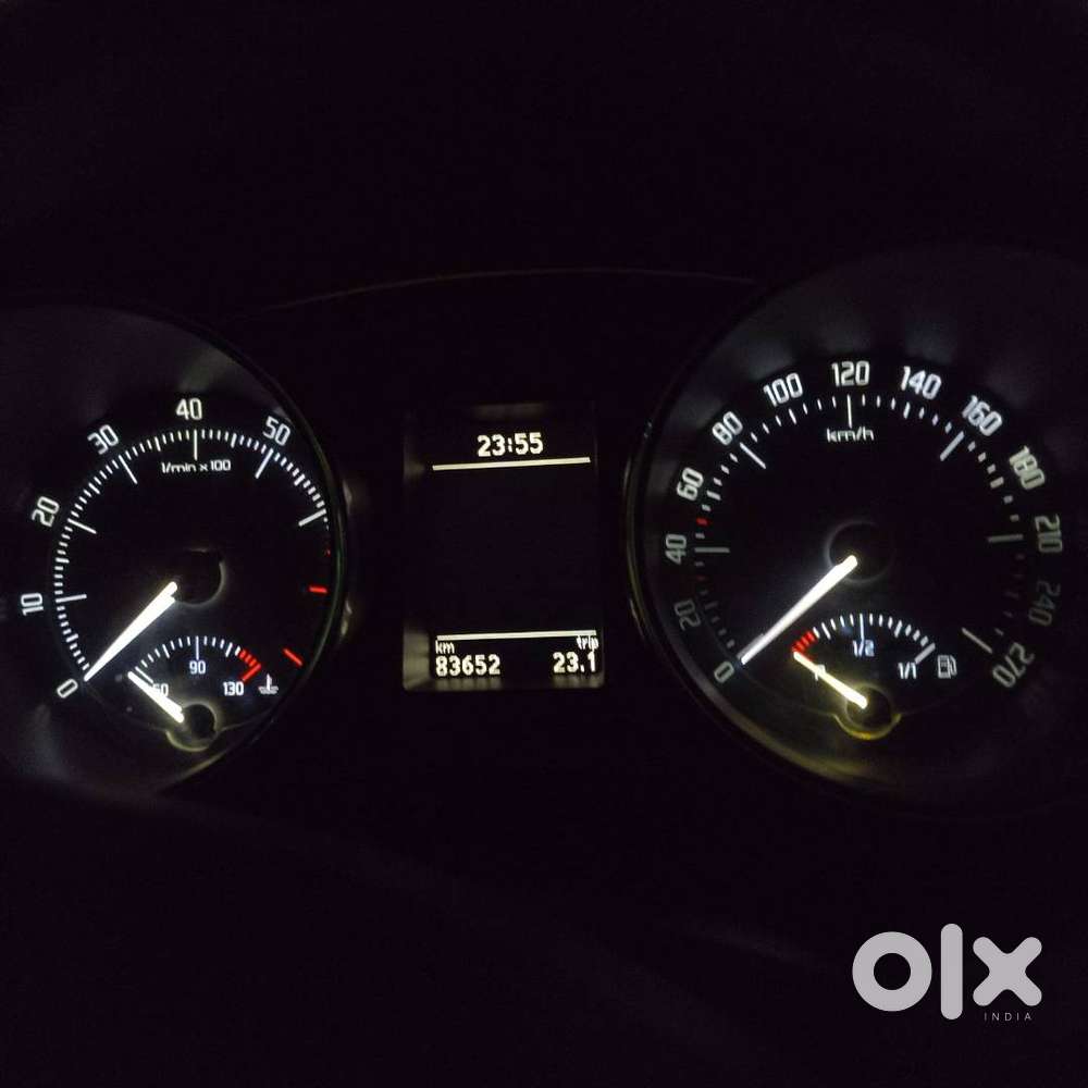Skoda Superb 2011 Petrol