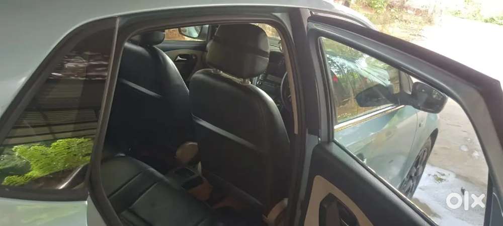 Volkswagen Polo 2011 Diesel 105000 Km Driven