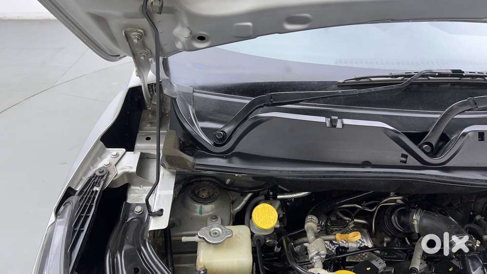 Nissan Magnite 1.0 Xv Turbo Cvt, 2022, Petrol