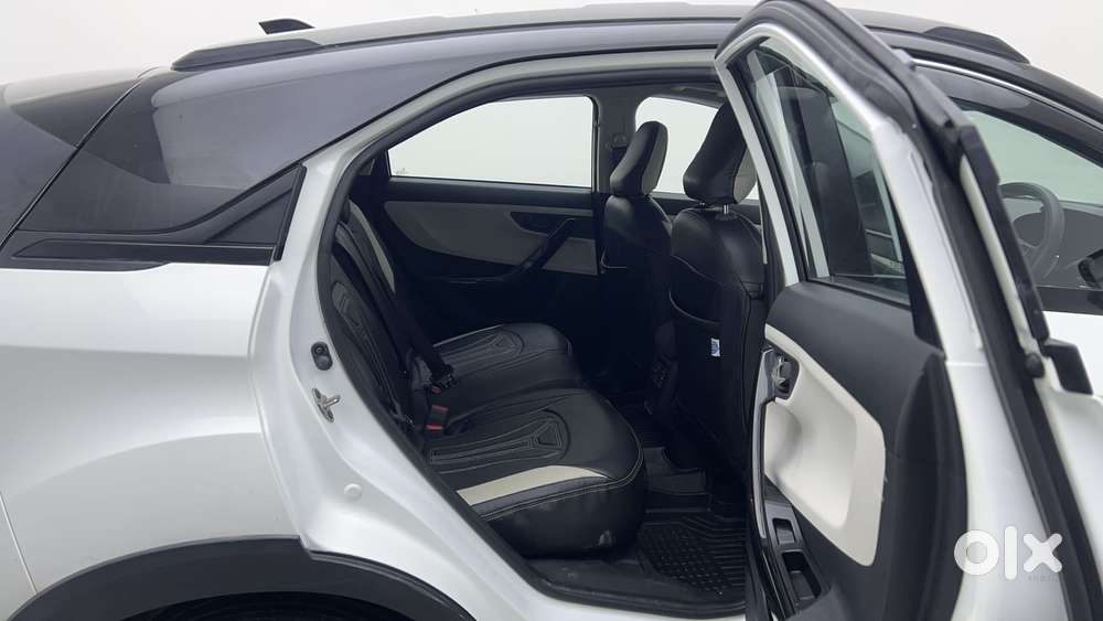 Tata Nexon Creative Plus 1.2 Revotron Petrol 6 Amt, 2025, Petrol