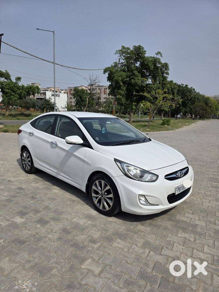 Hyundai Verna 1.6 Sx (o) Crdi, 2013, Diesel