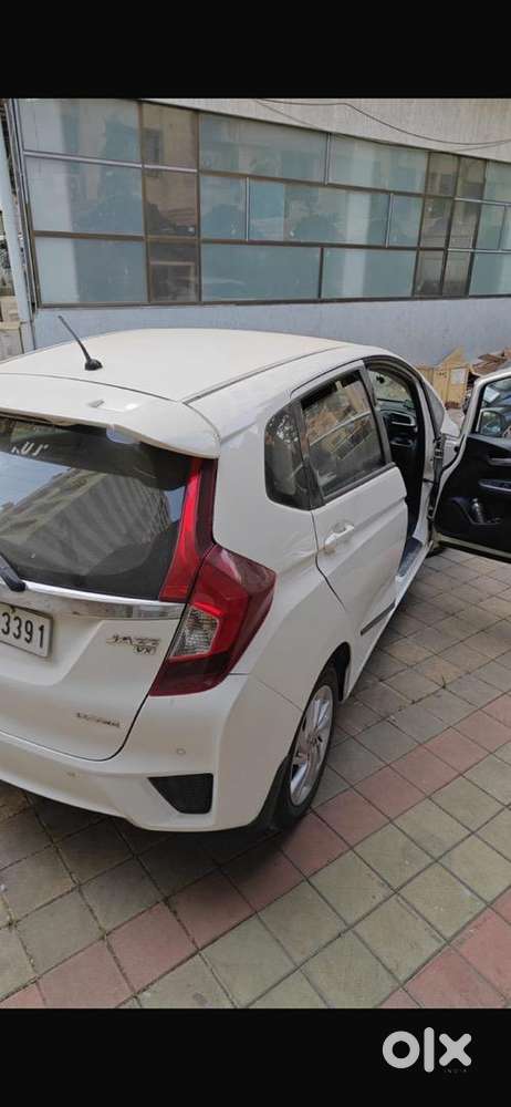 Honda Jazz 2015 Petrol 90000 Km Driven