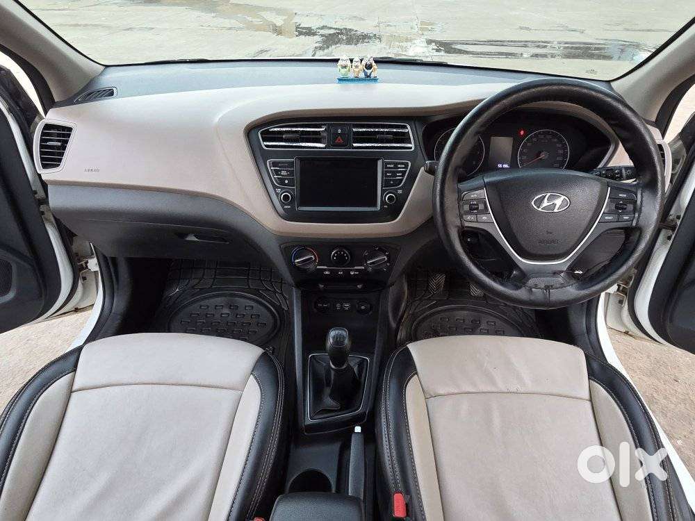 Hyundai Elite I20 Sportz (o) 1.2, 2020, Petrol