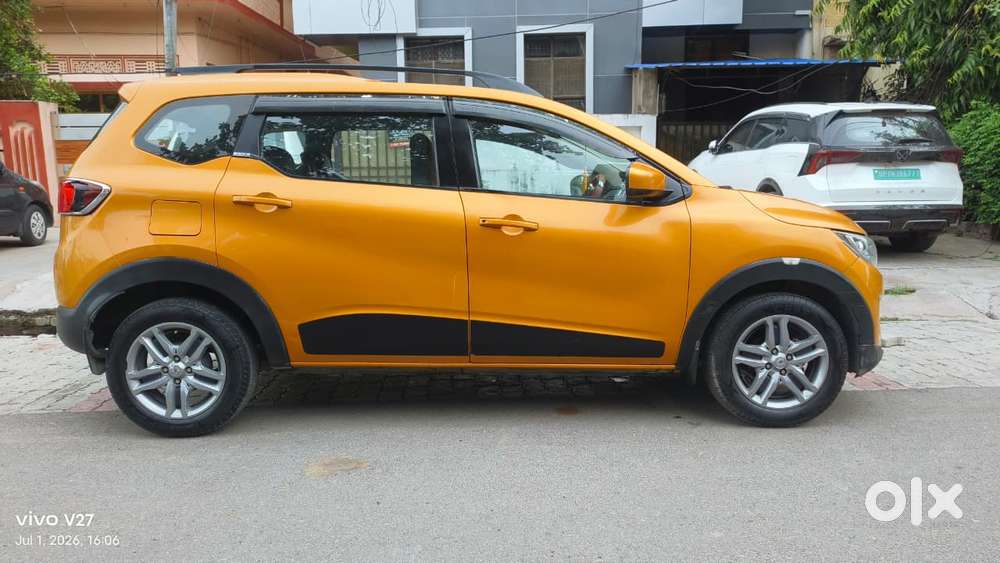 Renault Triber Rxz, 2019, Petrol