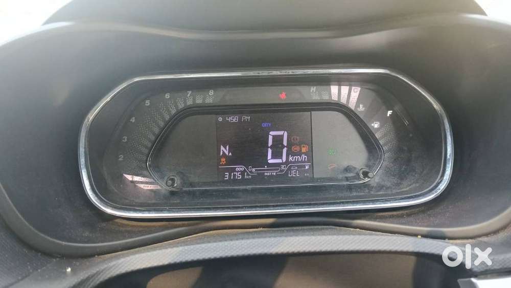 Tata Nexon 1.2 Revotron Xma Amt (s), 2022, Petrol