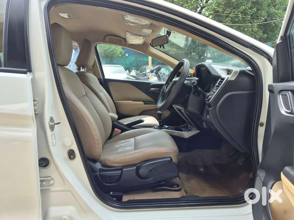 Honda City I-vtec V, 2018, Petrol