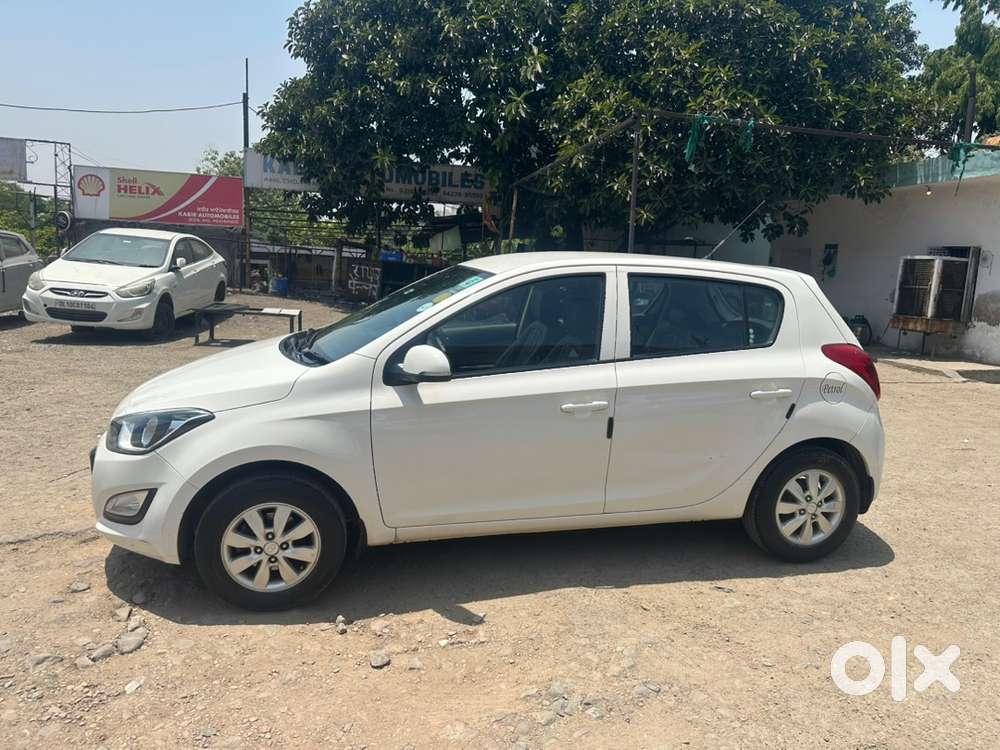 Hyundai I20 Sportz Opt 2012 Petrol