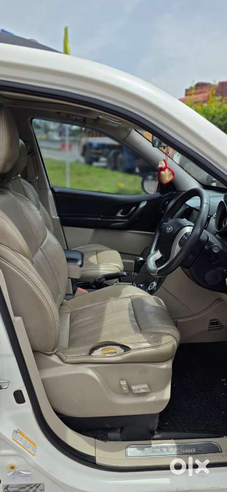 Mahindra Xuv500 2.2 W10 Sportz Edition At, 2018, Diesel