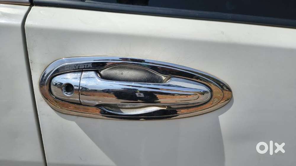 Toyota Innova Crysta 2.8 Gx At, 2018