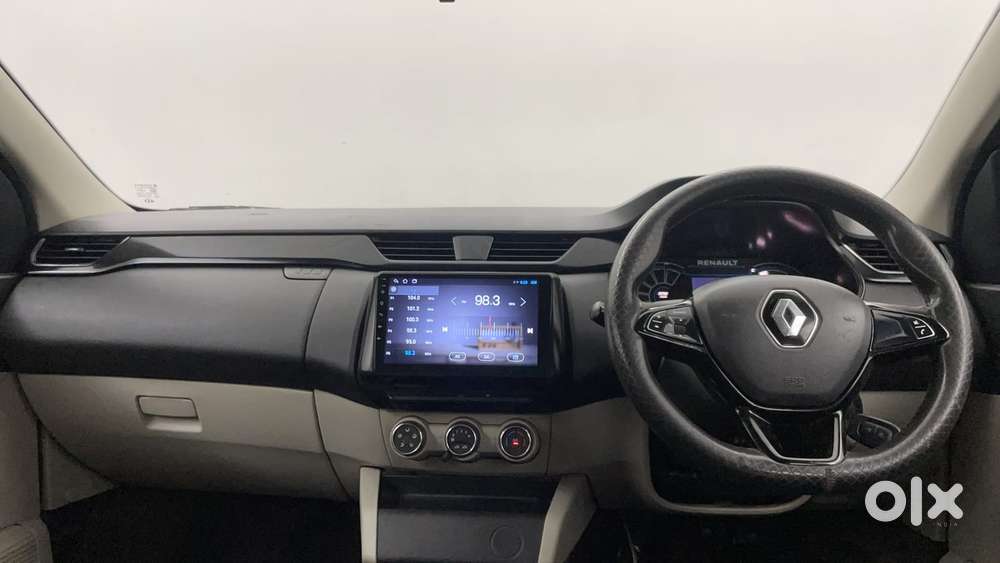 Renault Triber Rxt, 2022, Petrol