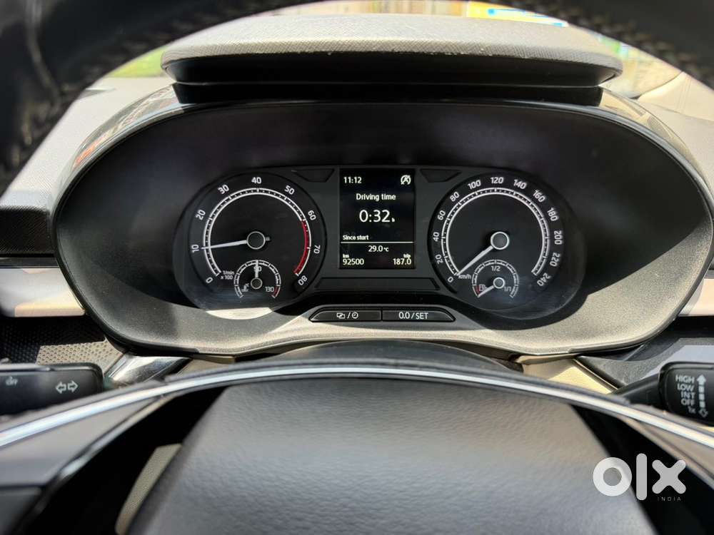 Skoda Slavia Petrol 2023