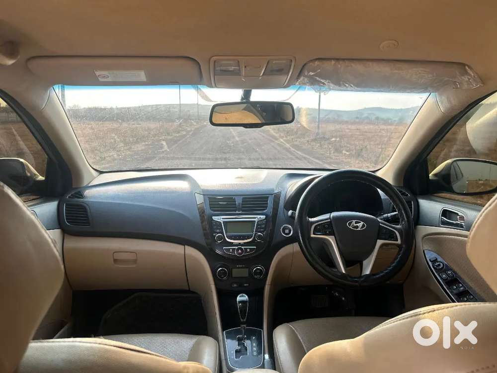 Hyundai Verna 2012