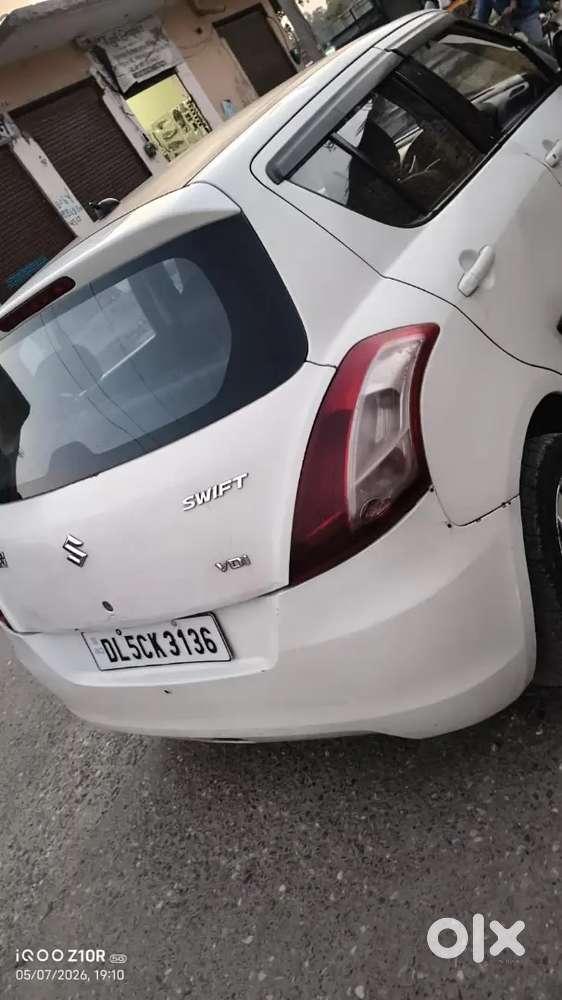 Maruti Suzuki Swift 2013 Diesel 96000 Km Driven
