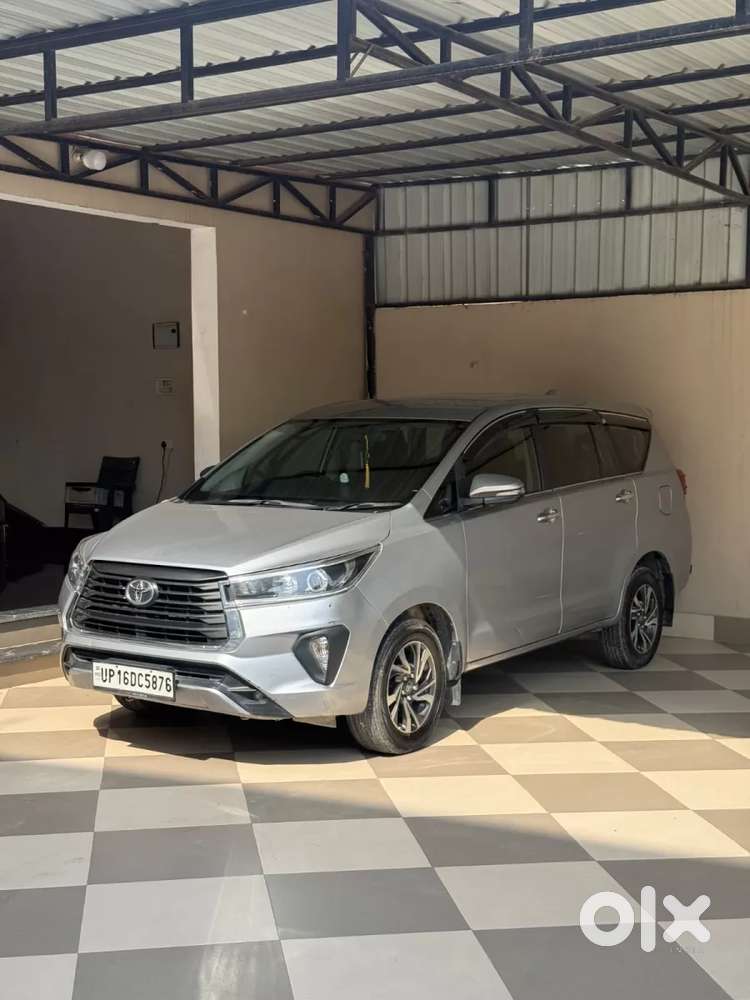 Toyota Innova Crysta [2020-ongoing] 2.4 Vx 8 Str, 2022, Diesel