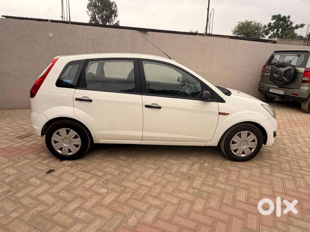 Ford Figo 2010-2012 Petrol Exi, 2011, Petrol