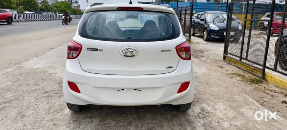 Hyundai Grand I10 [ ] 1.2 Kappa Vtvt Sportz, 2014, Petrol