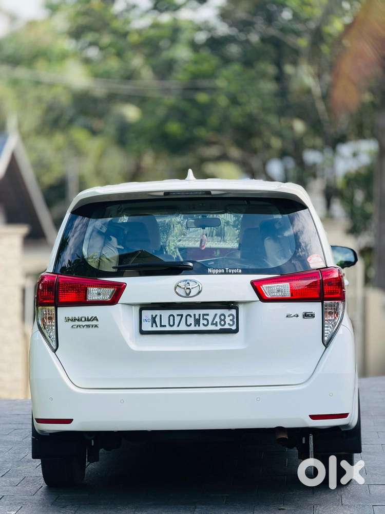 Toyota Innova Crysta 2.4 G Mt 7 Str, 2021, Diesel