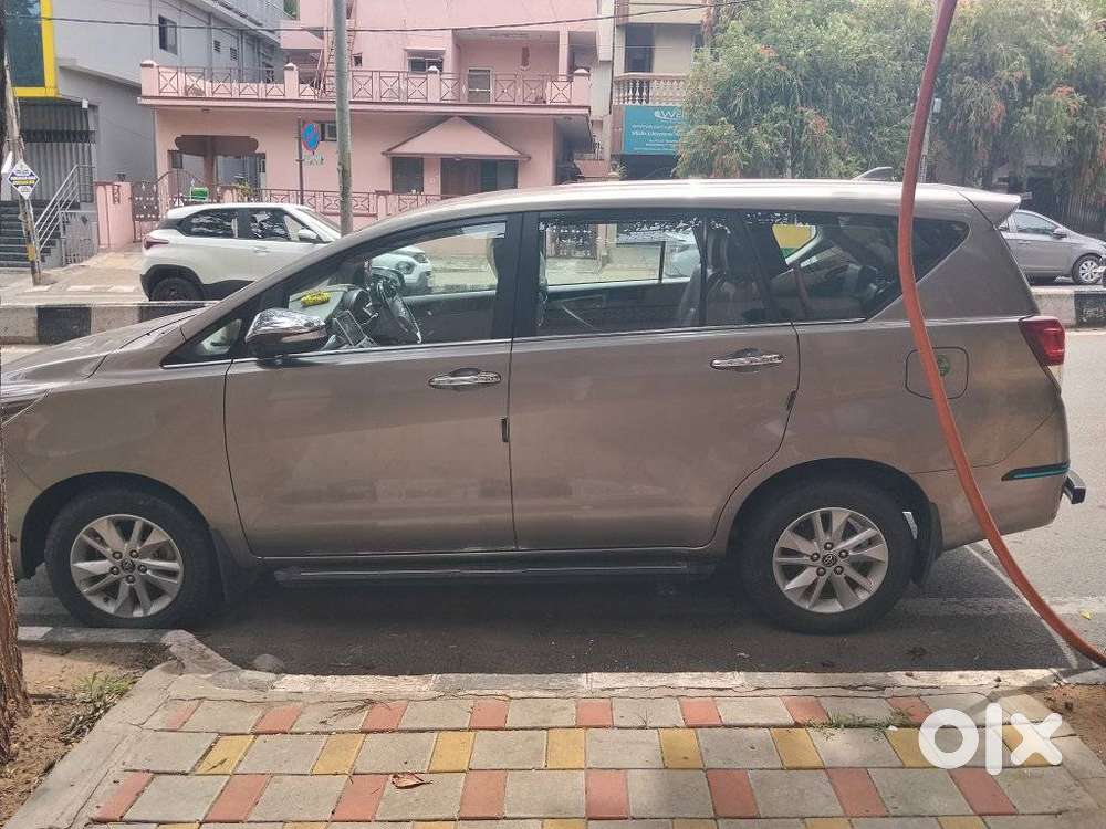 Toyota Innova Crysta 2.8 Z, 2017, Diesel
