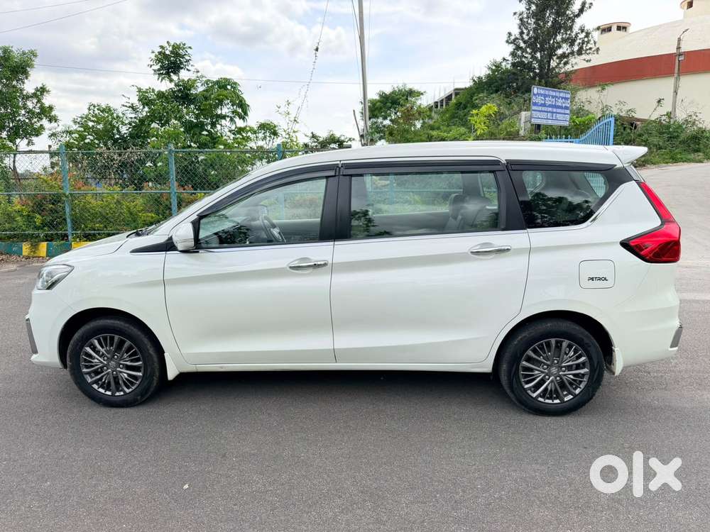 Maruti Suzuki Ertiga Zxi Plus Petrol, 2022, Petrol