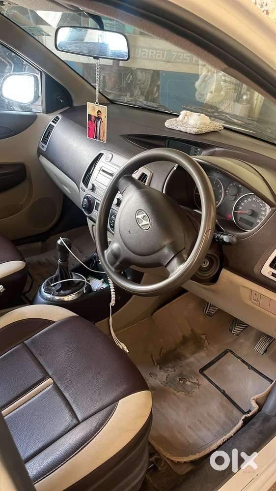 Hyundai I20 2011 Manual Punjab Number 2031 Tak Passing