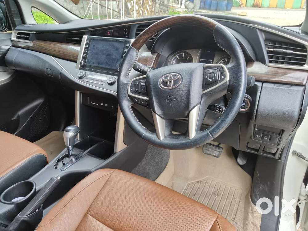 Toyota Innova Crysta [2020-ongoing] 2.4 Zx At 7 Str, 2022, Diesel